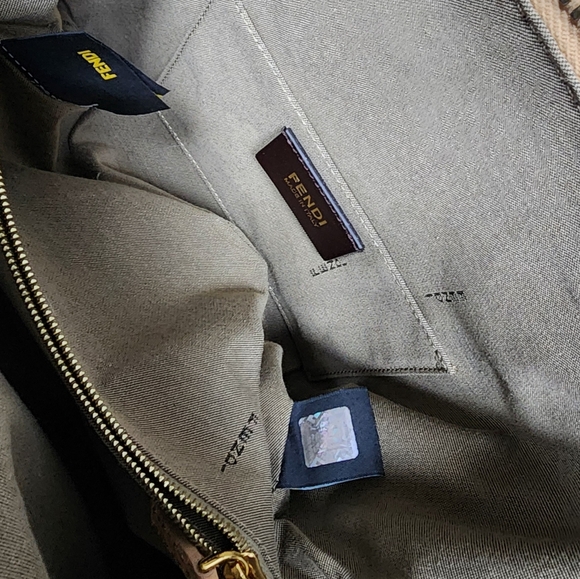 Fendi leather - Picture 13 of 13